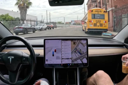 An Honest Review of Tesla’s Full Self Driving in Real-World Scenario